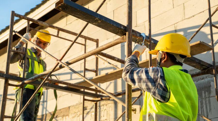 Professional residential roofers in Darlington, MO